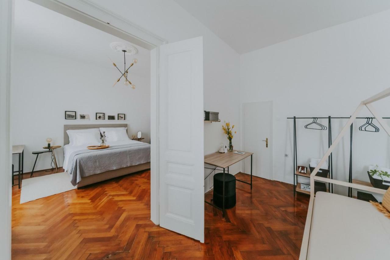 Alloro Boutique Apartment بولا المظهر الخارجي الصورة