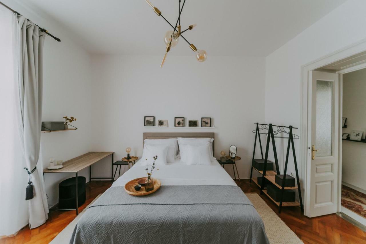 Alloro Boutique Apartment بولا المظهر الخارجي الصورة