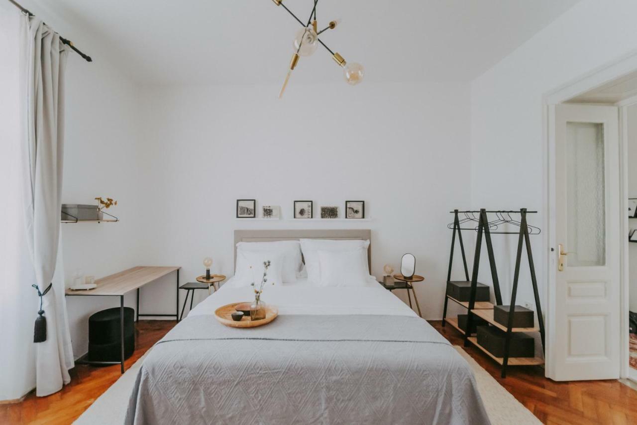 Alloro Boutique Apartment بولا المظهر الخارجي الصورة