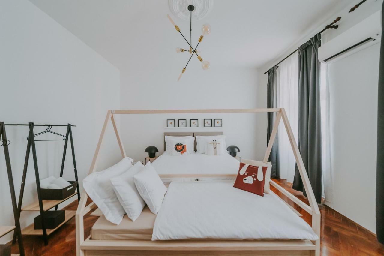 Alloro Boutique Apartment بولا المظهر الخارجي الصورة