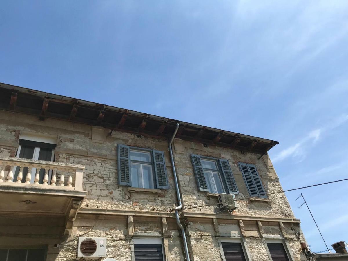 Alloro Boutique Apartment بولا المظهر الخارجي الصورة